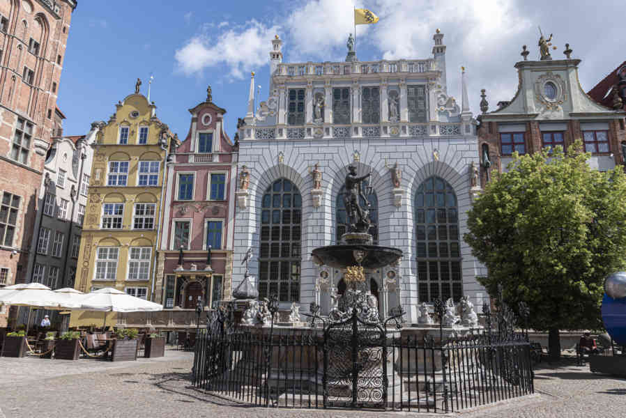 Polonia - Gdansk 021 - fuente de Neptuno.jpg